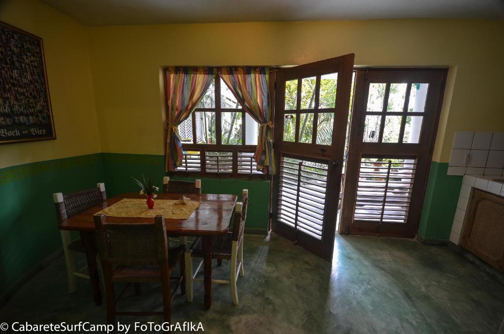 Hôtel Cabarete Surf Camp Extérieur photo